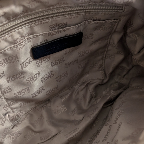 Micheal Kors blue leather tassel hobo bag - Picture 8 of 16